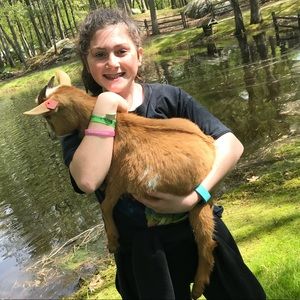 Meet your Posher, Abby